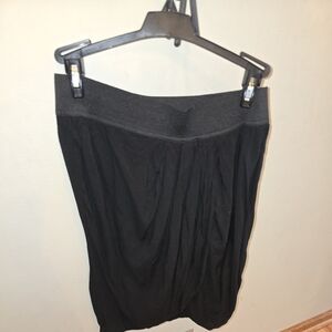 Size small stretchy black fold over skirt